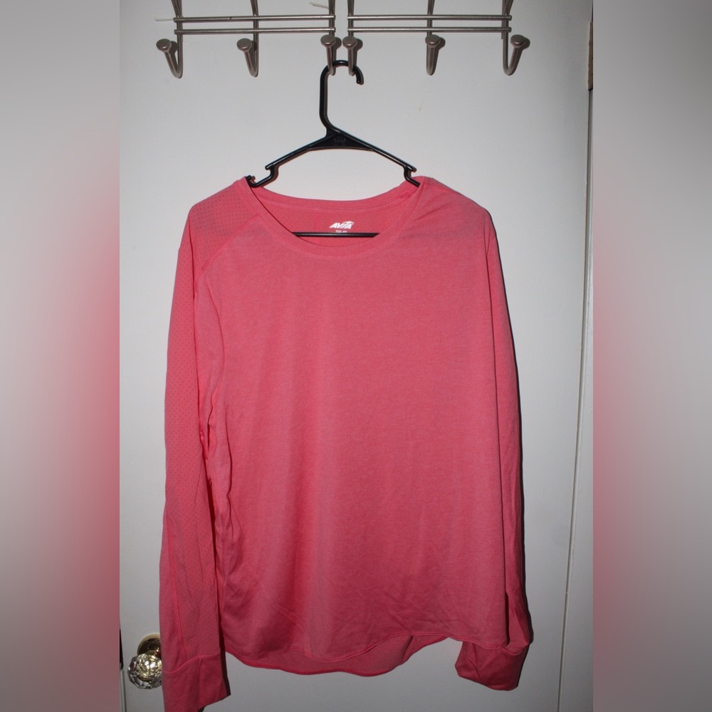 Pink Avia (Walmart brand) workout shirt. Too big for me, not even worn once!